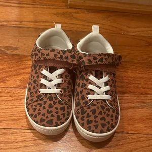 Carters size 12 cheetah print shoe